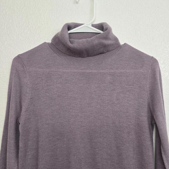 LF Markey Sweater Women's Joshua Turtleneck Wool Soft Knit Lavender Casual siz 4 - Picture 3 of 8